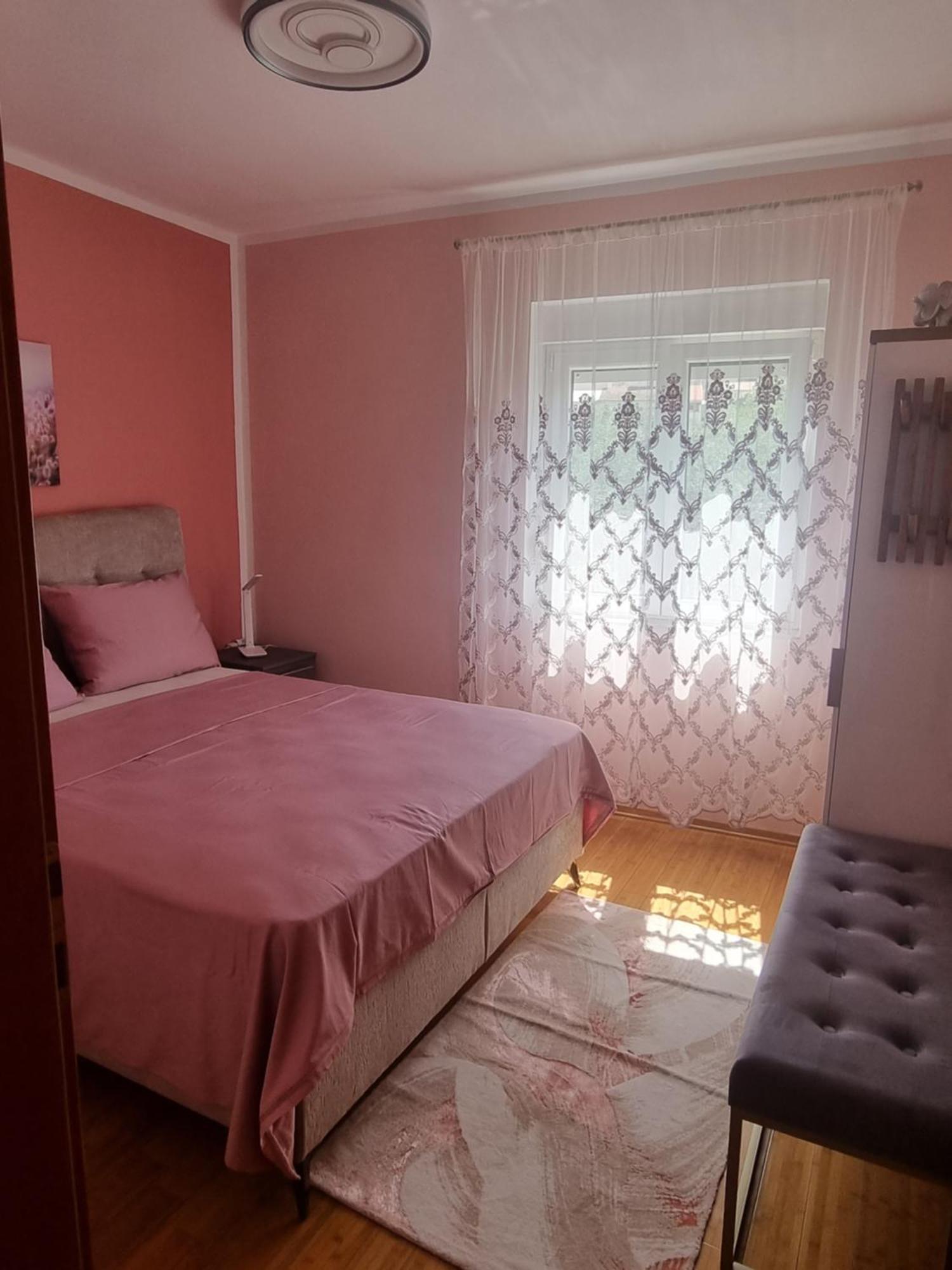 Senkini Dvori Sutomiscica Exterior foto
