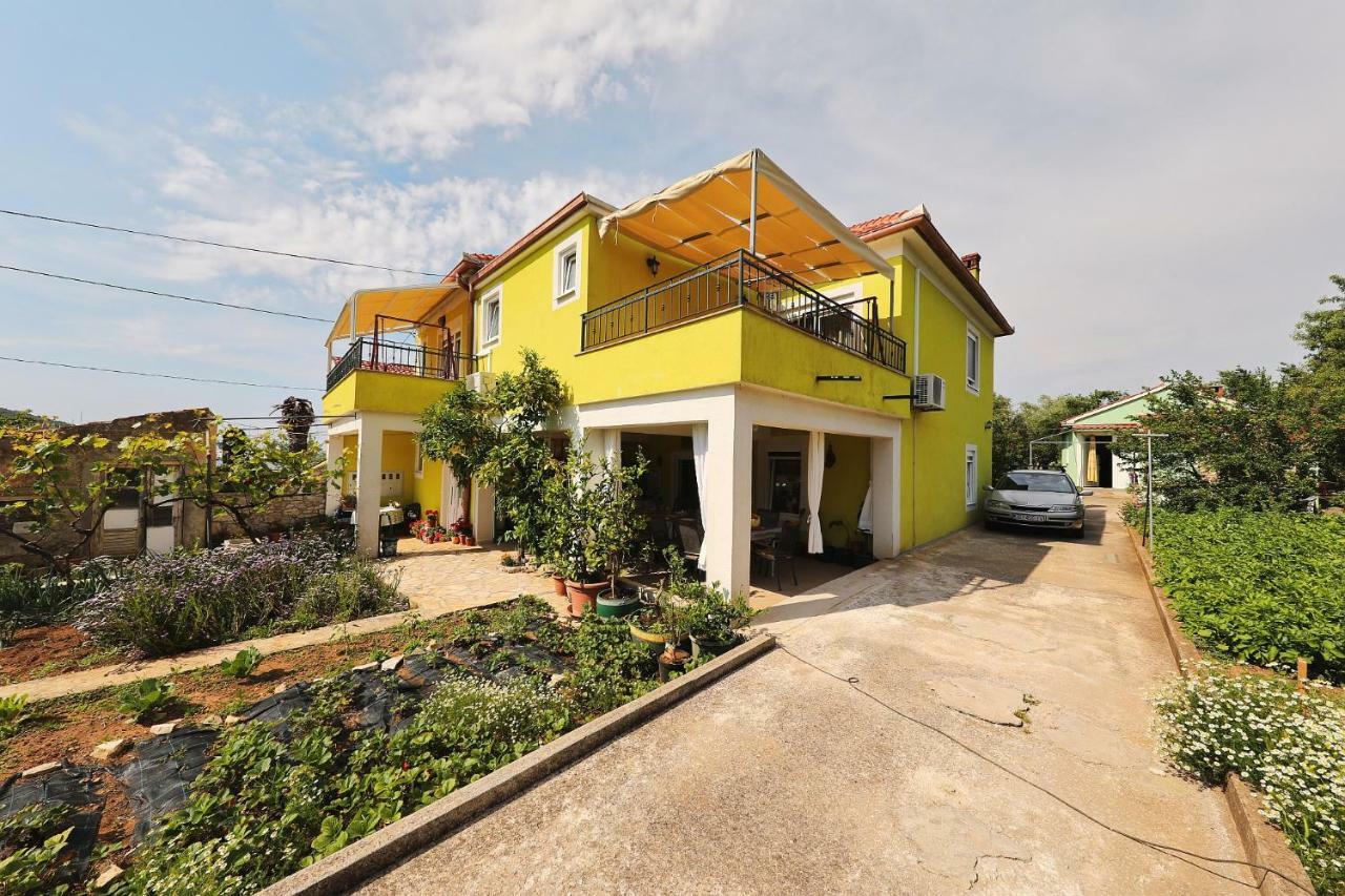 Senkini Dvori Sutomiscica Exterior foto