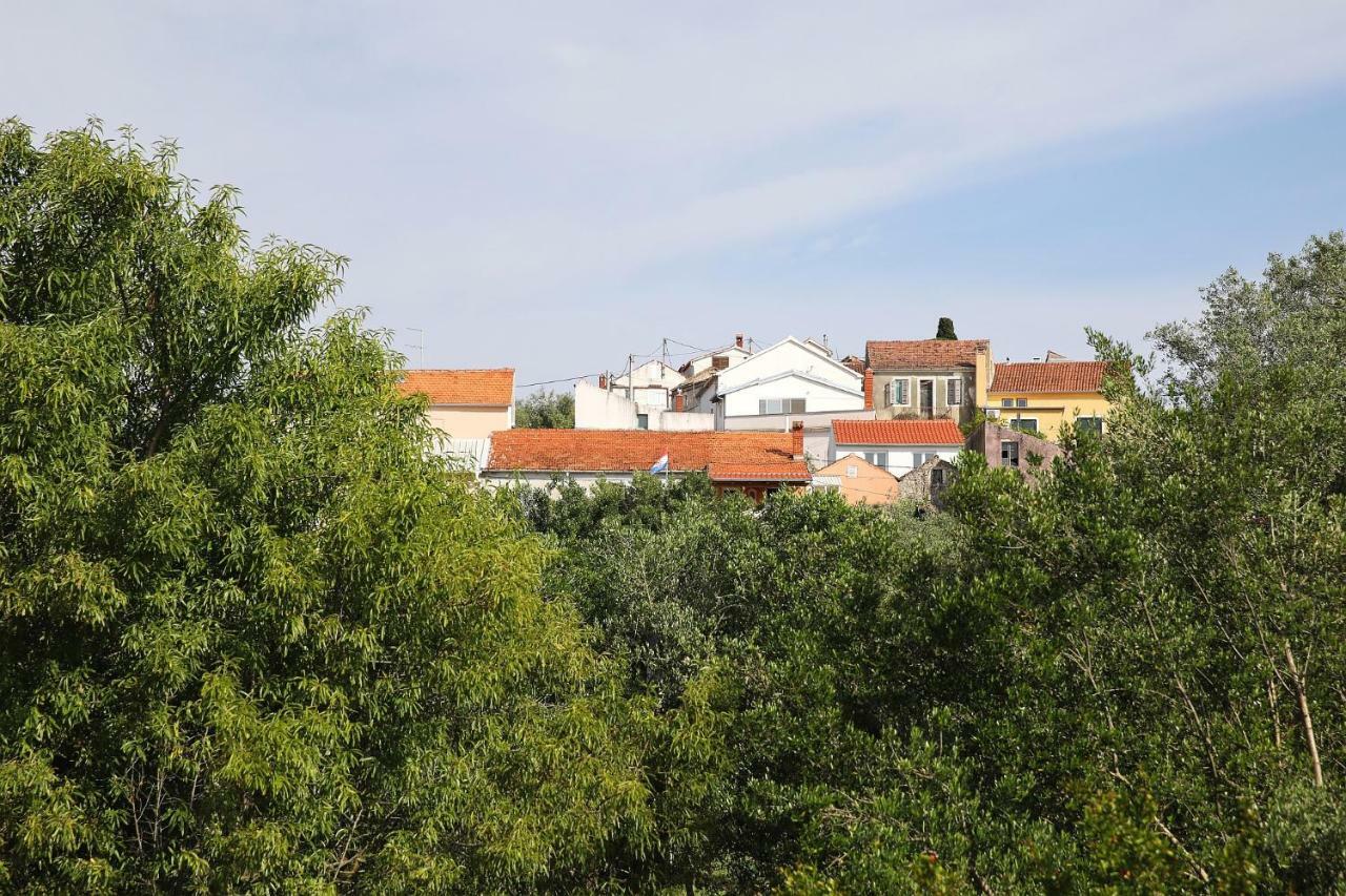 Senkini Dvori Sutomiscica Exterior foto